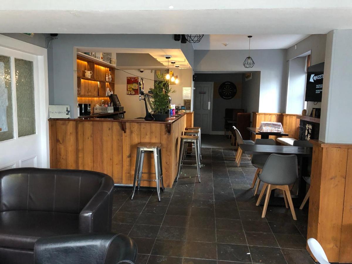 The Anglers Inn Perth Exterior foto